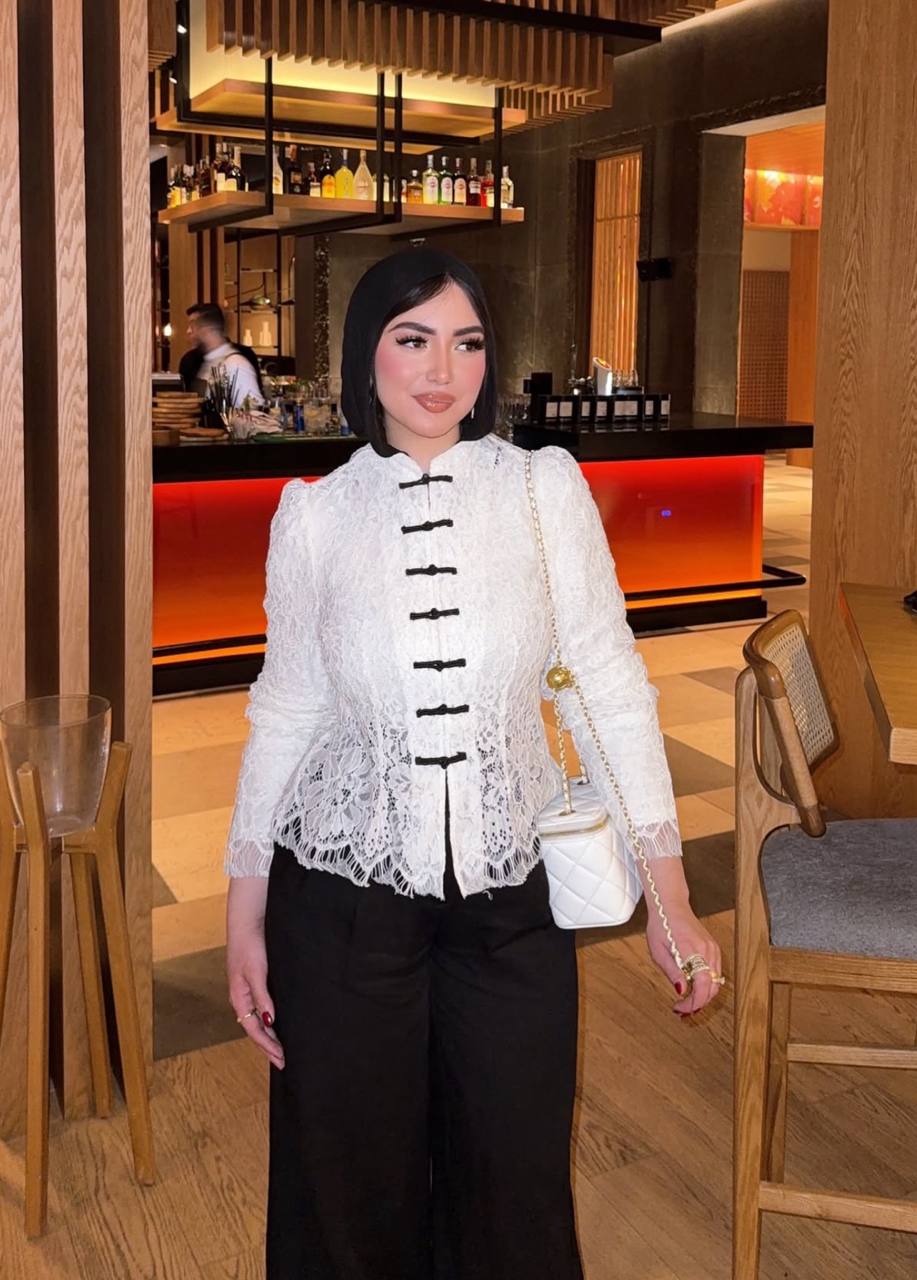 Dantel blouse