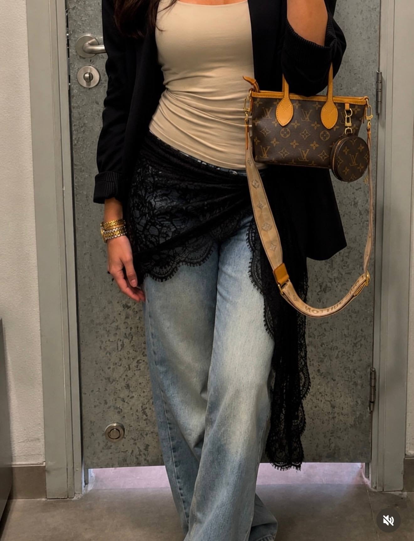 Dantel Waist Scarf